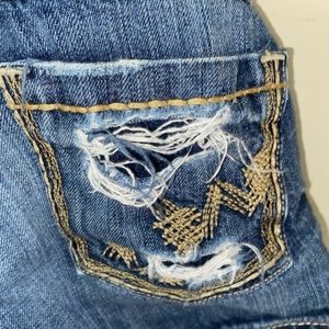 Women’s-Jr. BKE Stella Distressed Blue Jean Shorts